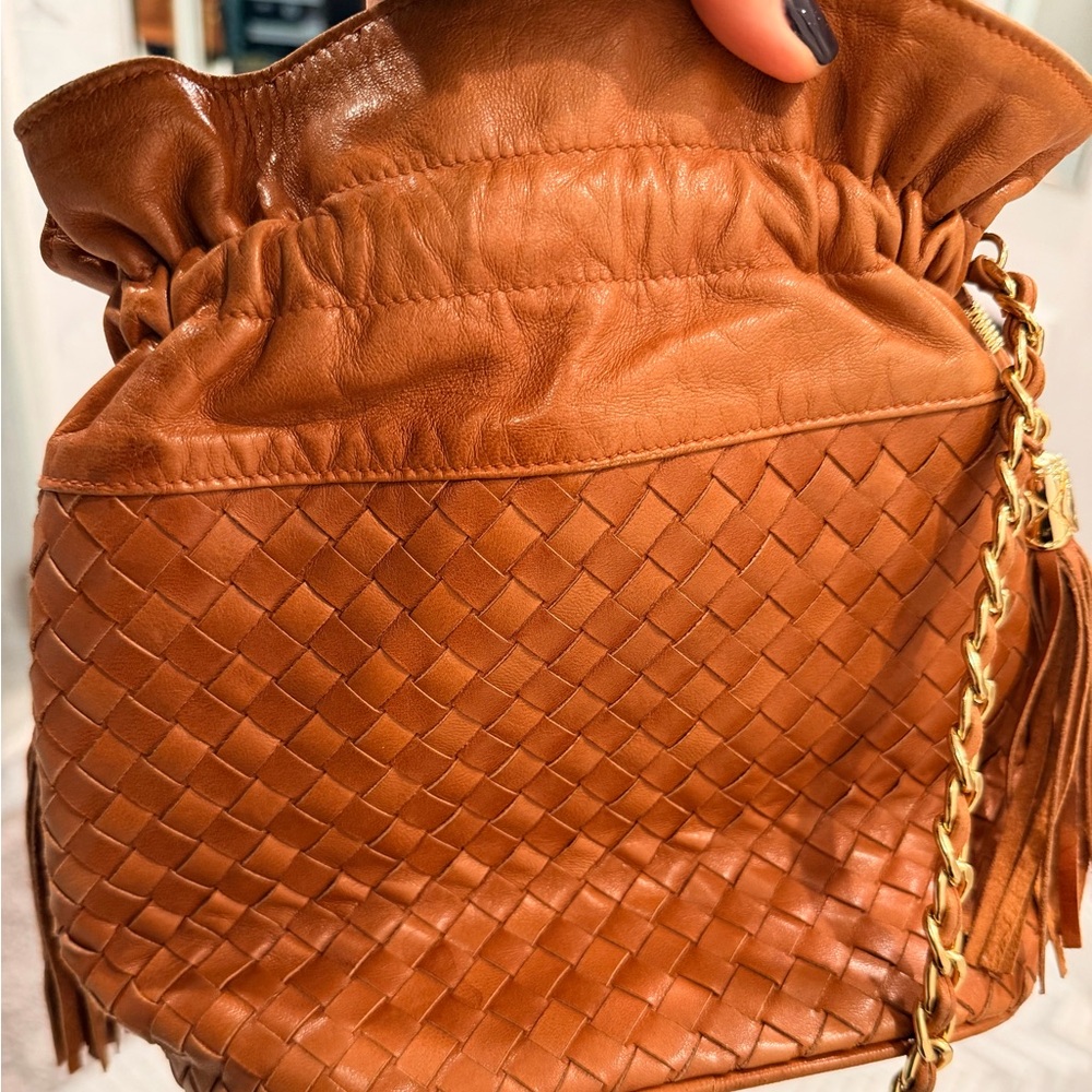 Henri Bendel Tan Woven Leather Bucket Bag with Brown Tassels and Chain Strap - Picture 10 of 11